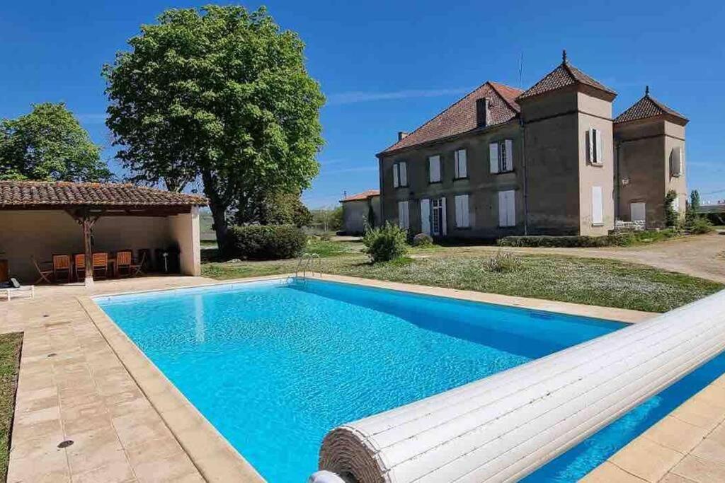 Chateau D'Issandou Golfech Esterno foto